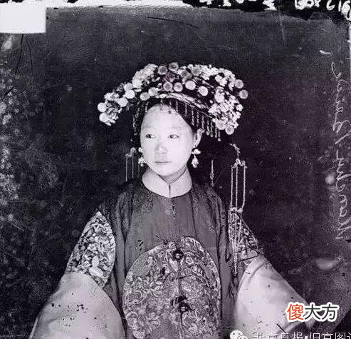 【爱历史】比劳斯莱斯都拉风，老北京姑娘出嫁得配三乘喜轿