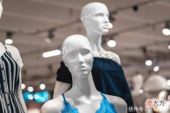 【就爱时尚】波司登防晒服卖到了四位数？高端羽绒服之后大卖防晒服有戏吗？