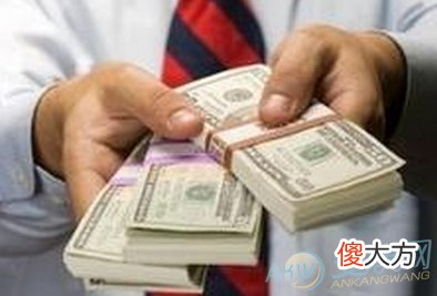 无事献殷勤！梦见别人给钱并非好事(图文)