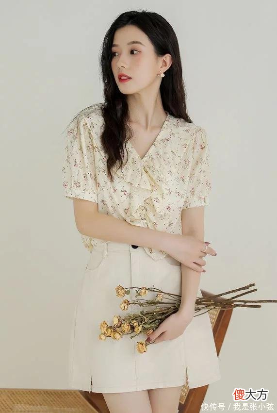 【时尚一点】一看就很“贵气”的中年女人,穿衣有4个特点,拉开与普通人差距