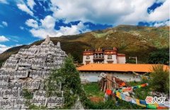 【游戏世界】在稻城亚丁住满一月都体验不到的“人间仙境”，我强烈推荐你去