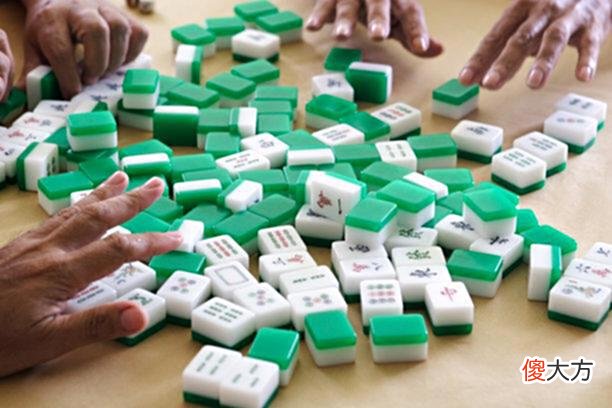 【游戏世界】打麻将总输钱？麻将大师教你几招，让你赢多输少