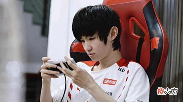 【游戏世界】AG输给E星不丢人,不少网友凌晨也看完比赛,最后一局的bp引起争议