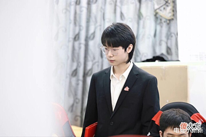 【游戏迷】小兽生死局BP又掉链子!eStar3-2险胜AG不负狼队,SK夸一诺和久诚