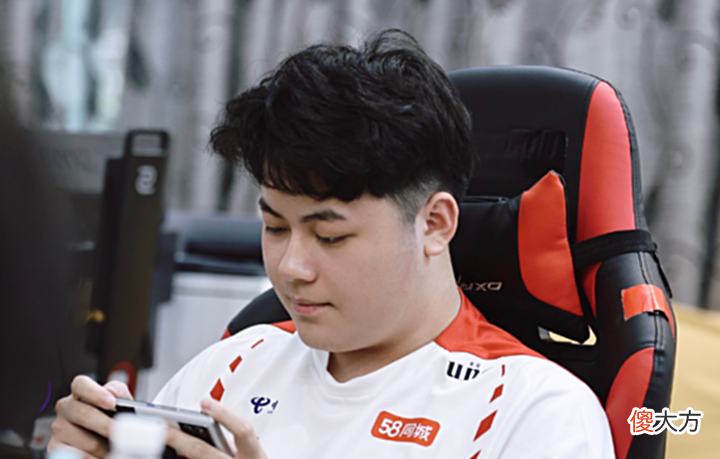 【游戏迷】AG和estar打满,忆安的缺点明显,在S组谁都打不过,未必比啊泽强