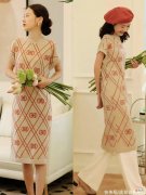 【就爱时尚】女人再节俭，穿衣打扮时这4个地方也不能太省，轻松穿出优雅气质