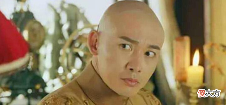 【爱历史】乾隆的“侧身像”,被一意大利画师偷偷画了下来,与剧中相差很大