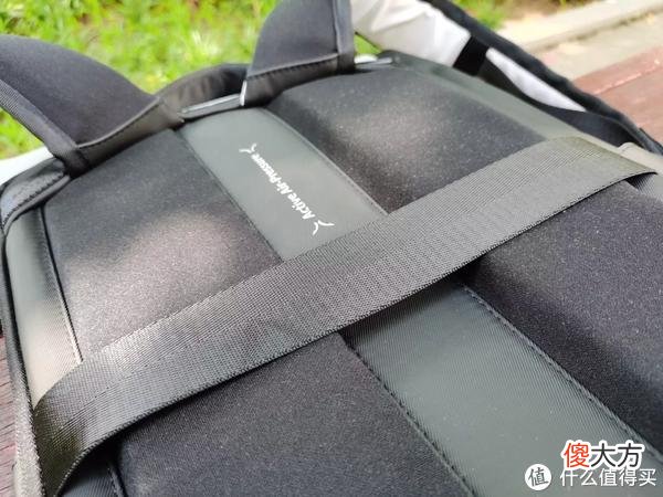 【时尚一点】时尚新坐标，地平线8号让中年油腻大叔年轻10岁