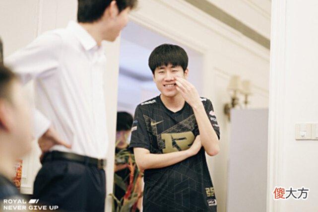 【游戏迷】宁王分析各大ad：乌兹和JKL属同类型，gala有一个其他人缺失的特点