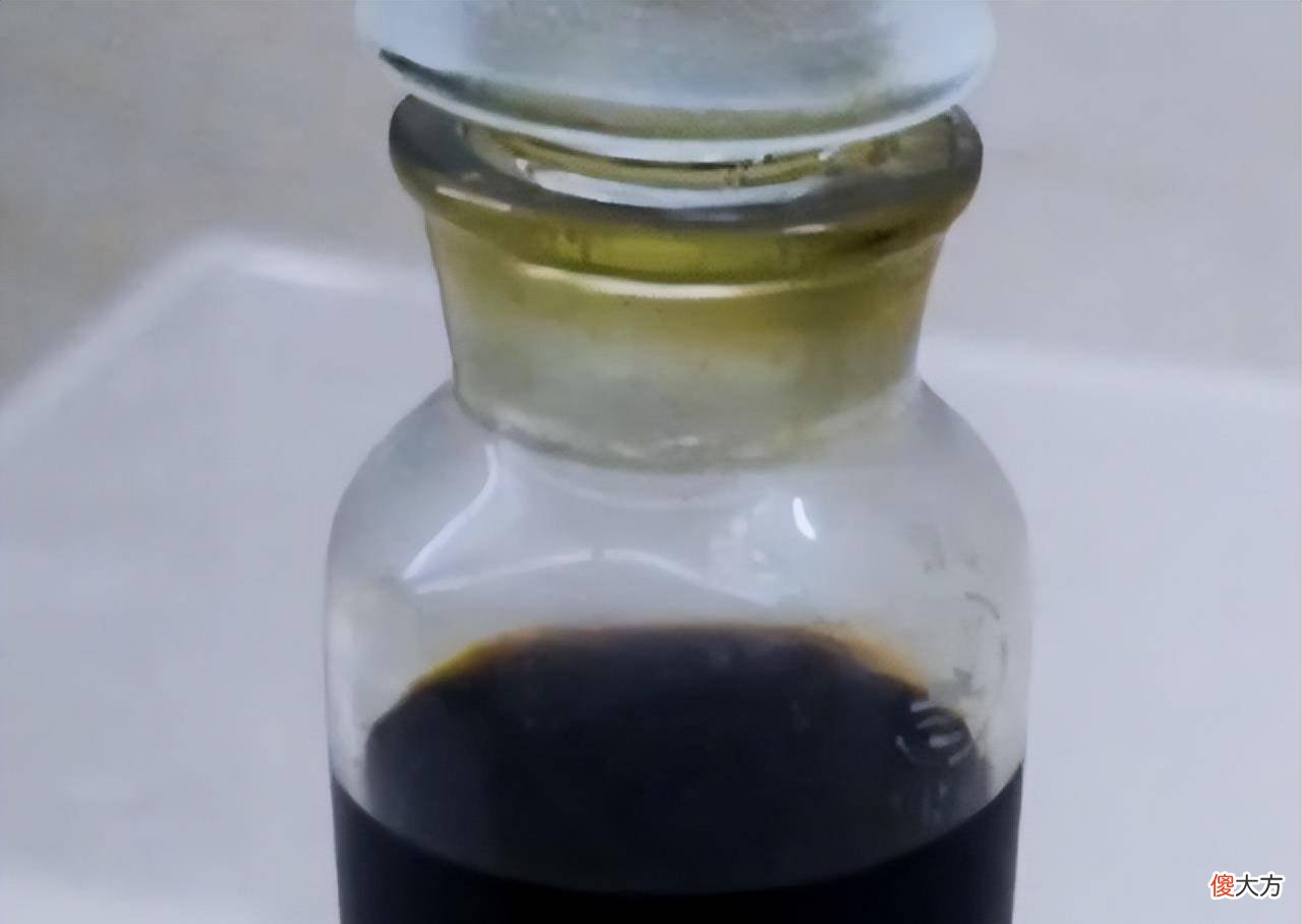 湖北惊现千年不腐男尸，考古人员从未见过，口含神秘玉印