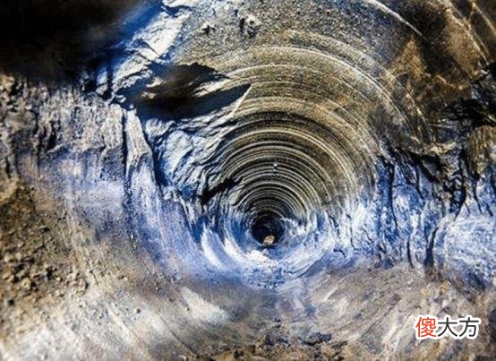 世界的3大“地狱之门”，俄罗斯深挖1.3万米，传来诡异尖叫