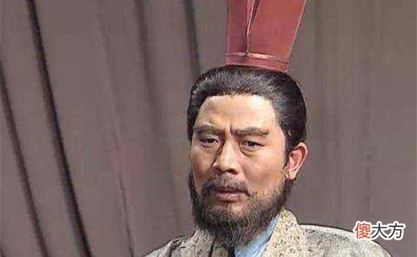 【爱历史】《三国演义》第六十七回张鲁投降曹操时，为什么不选择刘备？