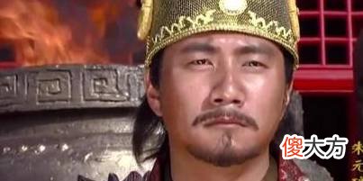【历史故事】朱元璋赐给李善长一面免死金牌，其背后刻着七个字，上面写了啥？