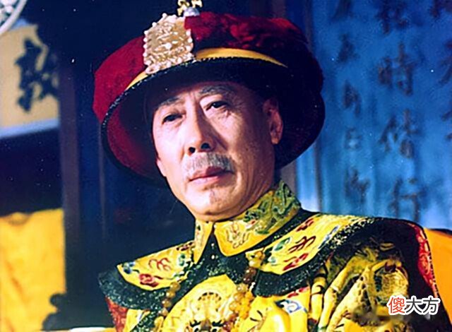 【爱历史】文字狱主要对付汉人，不料此满人进士，因几句诗被乾隆上纲上线