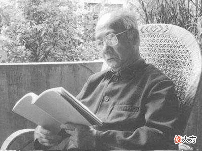 【历史故事】《伪装者》明楼原型一点也不帅，晚年精神分裂，但他是真英雄