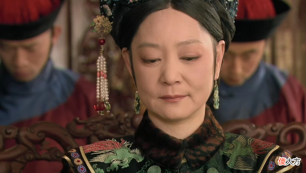【爱历史】《甄嬛传》：华妃当着太后的面炫富，说明她的婚姻没有婆媳矛盾