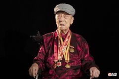 【历史故事】（社会）浴血荣光丨致敬抗战老战士——韩宝仁