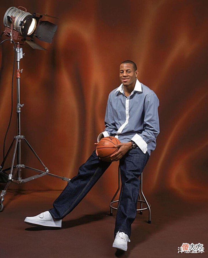 【历史故事】17年前NBA全明星十大老照片:认识一半以上的,孩子都念小学了吧