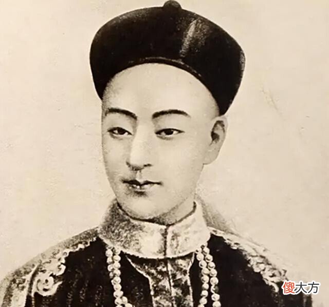 【爱历史】一个破旧“搓衣板”,上面竟然刻有圣旨?几十年来没有人发现!