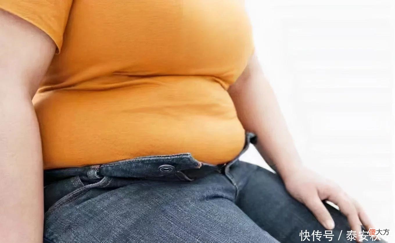 【就爱时尚】年过半百，身材太胖怎么办？教你穿搭小技巧：遮肉显瘦，还显高级！