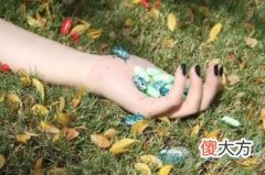 梦见妈妈自杀有着怎样的含义特征？(图文)