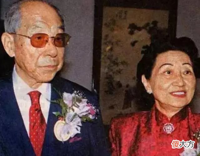 【历史故事】张学良101岁在美国逝世，银行巨额遗产被公开，这些钱从何而来？