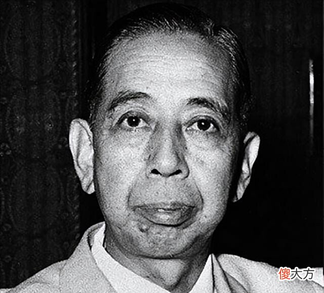 【爱历史】荒谬央媒驻日总编大战网友:洗白安倍外公否认岸信介是侵华战犯