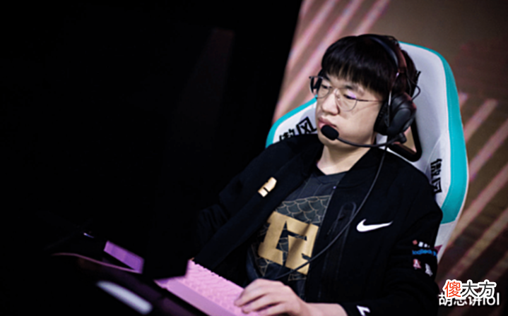 【游戏世界】LOL:TES全员SSR,RNG高开低走不如滔搏战队,五华争霸开始了