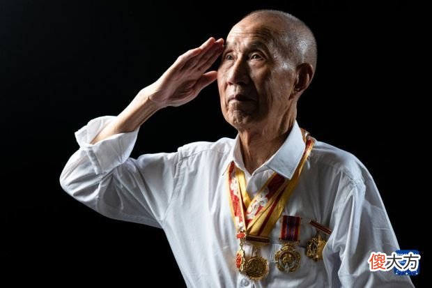 【历史故事】浴血荣光丨致敬抗战老战士——万绪芬