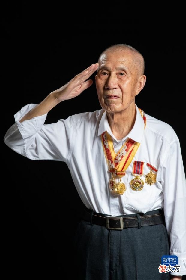 【历史故事】浴血荣光丨致敬抗战老战士——万绪芬