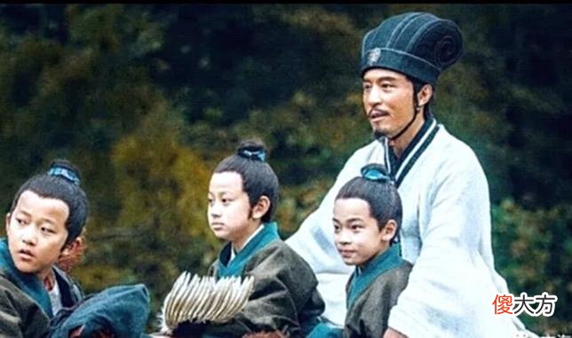 【爱历史】诸葛亮为什么在战场上不离开他的轮椅，原来大有玄机