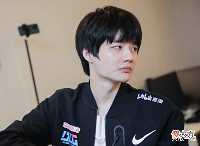 【游戏迷】LPL:Doggo下放二队后自暴自弃，不断爆一队的料，指责俱乐部太霸道。