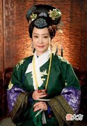 【爱历史】50岁德妃经常被康熙翻牌子，宫人议论：都这岁数了，还侍寝？