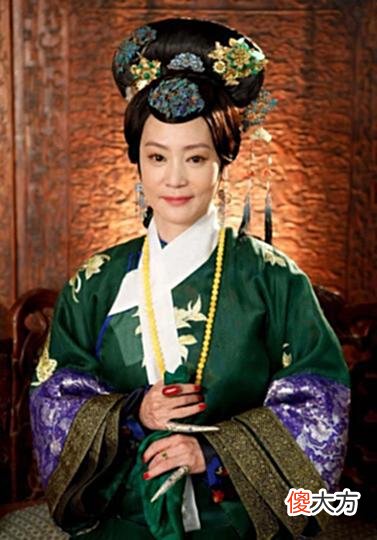 【爱历史】50岁德妃经常被康熙翻牌子，宫人议论：都这岁数了，还侍寝？