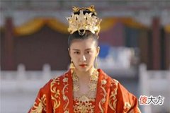 【历史故事】她是外国女子，却成中国皇后，上位第一件事，派大军围剿自己母国！