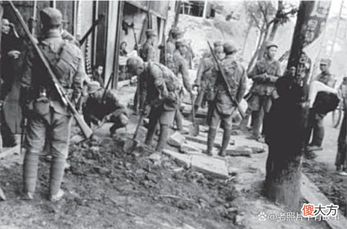 【爱历史】老照片：1938年被轰炸的重庆，满目疮痍，稍有不慎，即生离死别