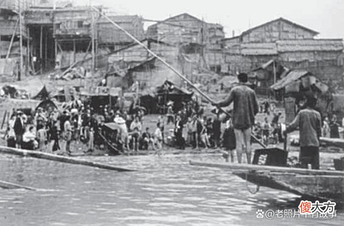 【爱历史】老照片：1938年被轰炸的重庆，满目疮痍，稍有不慎，即生离死别
