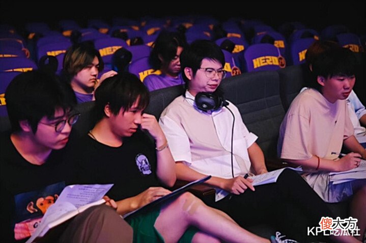 【游戏迷】A组抢位战即将打响,XYG被迫开启“每分必争”副本,久哲不会给机会