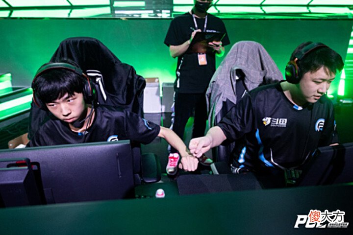 【游戏迷】PUBG夜宵杯决赛名单出炉,PCL喜迎新金主,PCS7洲际赛赛程确定