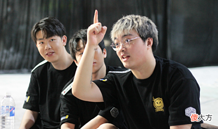 【游戏迷】PUBG夜宵杯决赛名单出炉,PCL喜迎新金主,PCS7洲际赛赛程确定
