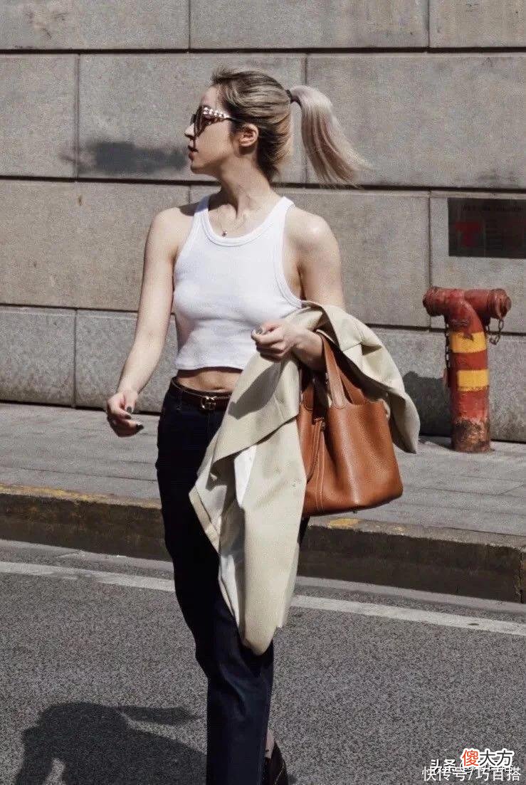 【时尚一点】拿什么打败40度高温？这2种单品值得借鉴，清凉又清新