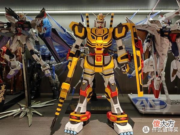 【星座控】高达系列 篇六十五：万代潮玩系列十二生肖之寅虎高达开箱