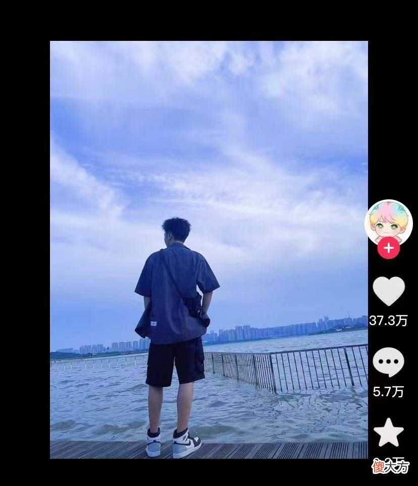 【游戏世界】和平精英超人气月洋蒋蒋怎么了？粉丝：蒋蒋元气归来就好！