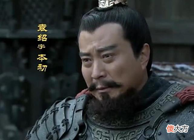 【爱历史】张绣杀了曹操的儿子与大将，为何还要投降曹操，最后结局如何