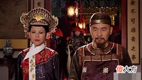 【爱历史】如果纯元活着，皇上还会爱她一辈子吗？甄嬛的一个举动揭露了答案