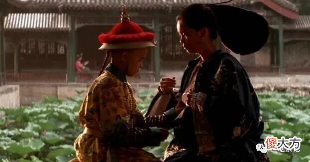 【爱历史】溥仪一生只对奶妈毕恭毕敬，因为有一样东西除了奶妈没有人教他