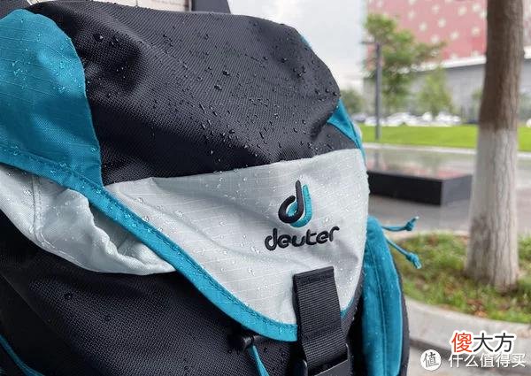 【就爱时尚】90后的糖果全收-DEUTER多特城市记忆90后双肩包