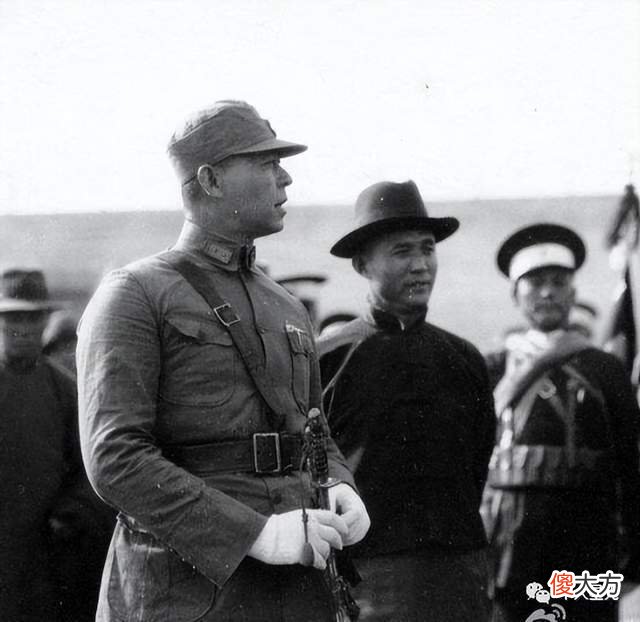 【爱历史】日本人都膜拜的“卖国贼”，竟有10万中国人冒死为他送行！