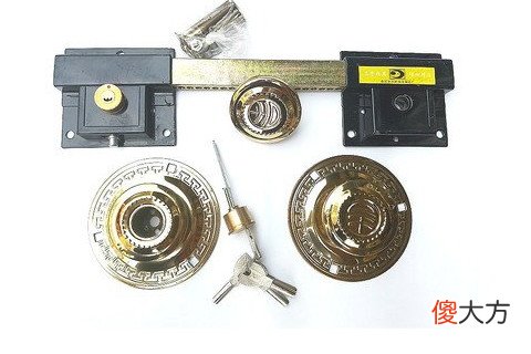 梦见门锁坏了锁不住