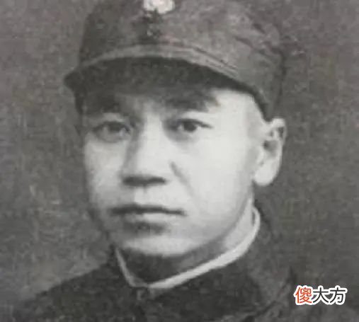 【历史故事】策反医生，收买日军翻译，此人带领上千战俘，成功逃离死亡集中营